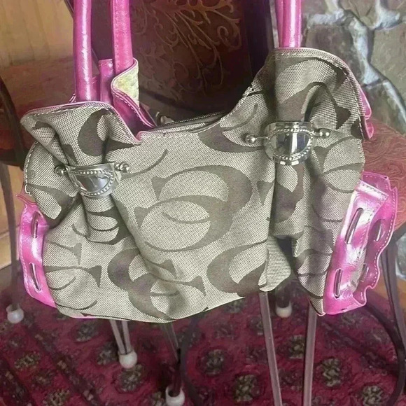 Summer bag. Knock off Coach. Perfect condition. Great colors! - Picture 4 of 8